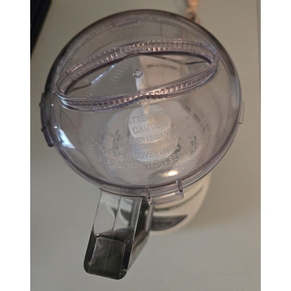 Cuisinart DLC-2A Mini-Prep Plus 24oz Food Processor - White used - Picture 5 of 5